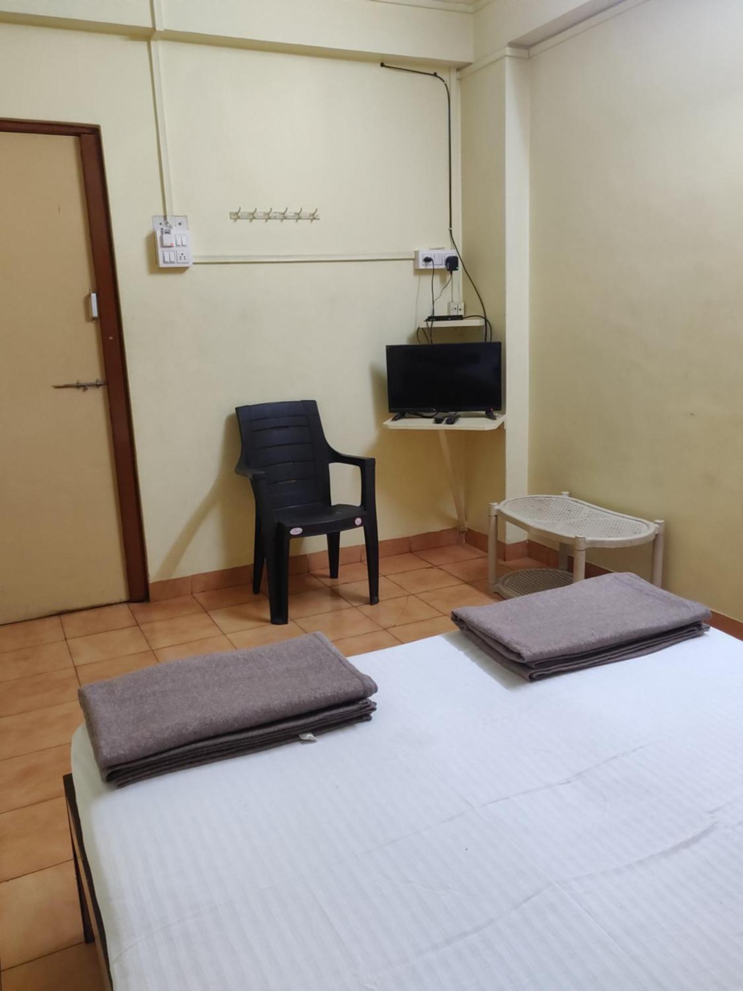 Shraddha Lodge Ratnāgiri Exteriér fotografie
